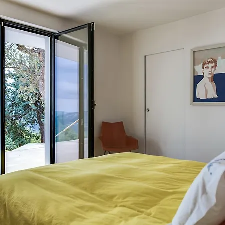 Вилла Magnificent Contemporary Esterel Massif *
